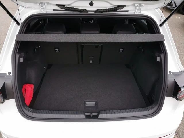 Volkswagen Golf 1.5 eTSI R-Line