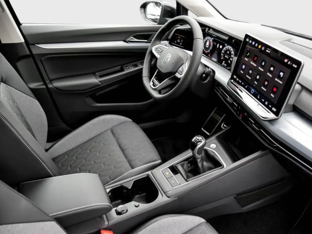 Volkswagen Golf 1.5 TSI Golf VIII