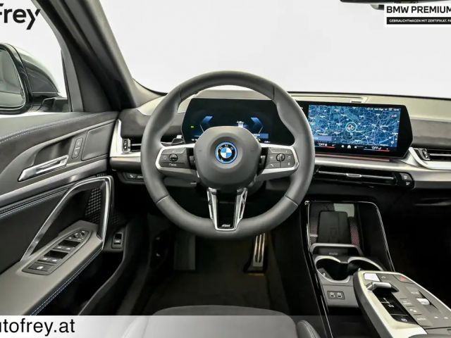 BMW iX2 xDrive30