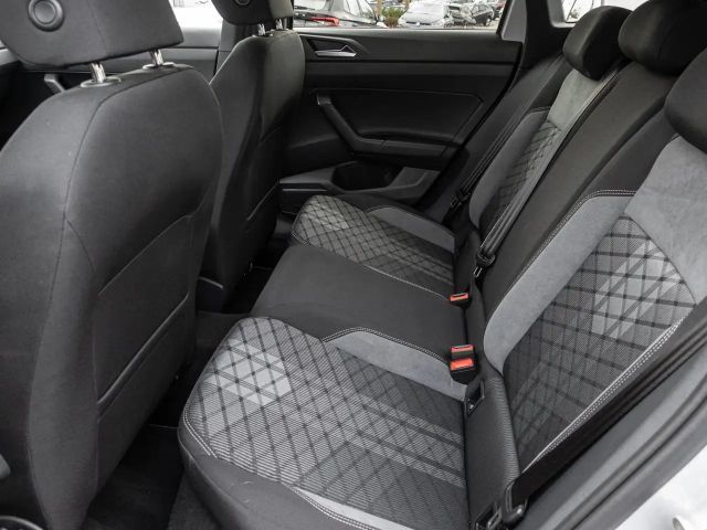 Volkswagen Taigo 1.0 TSI DSG R-Line