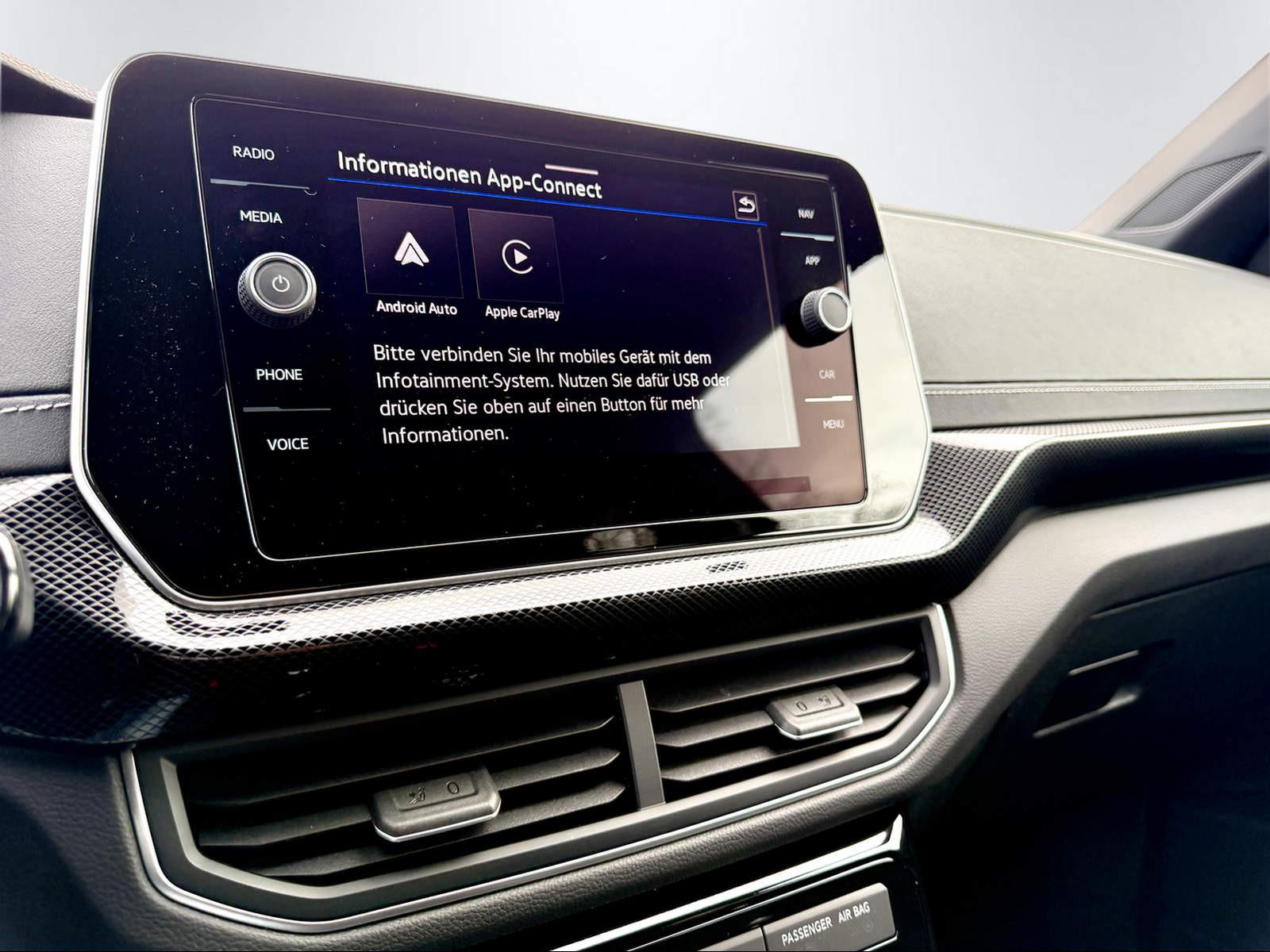 Volkswagen T-Cross IQ.Drive R-Line