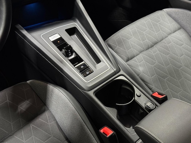 Volkswagen Golf 2.0 TDI DSG Variant