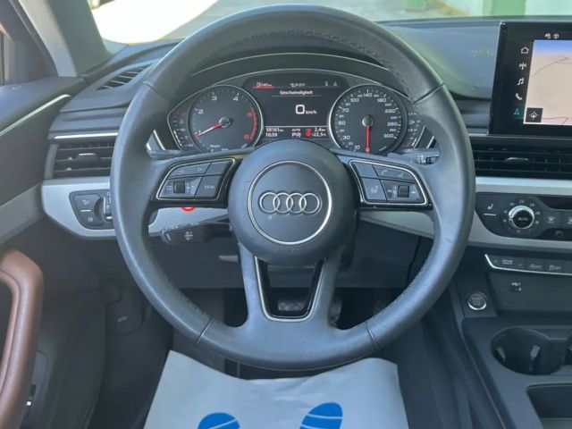 Audi A4 40 TDI Avant S-Line