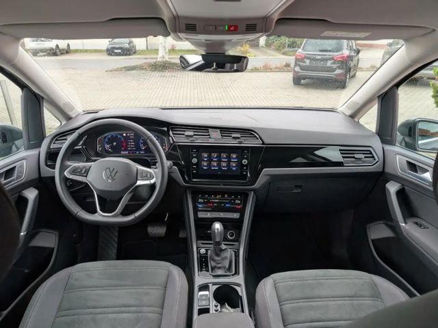 Volkswagen Touran 1.5 TSI ACT DSG Highline