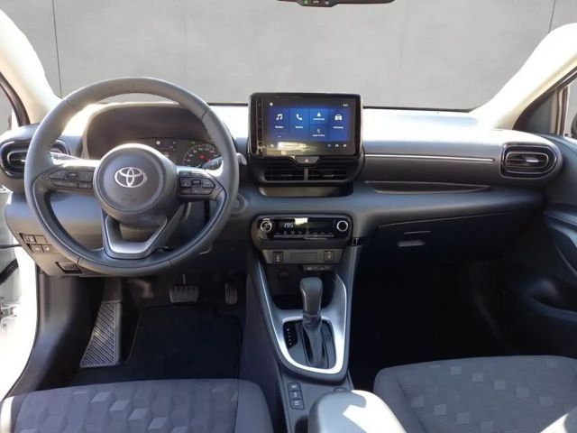 Toyota Yaris Business Hybride VVT-i