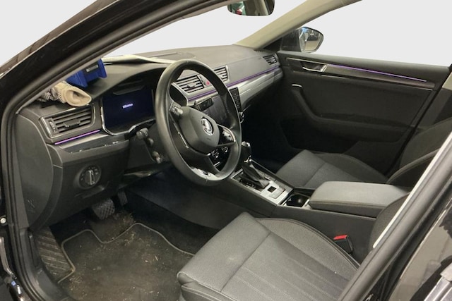 Skoda Superb 2.0 TDI Combi Style Style