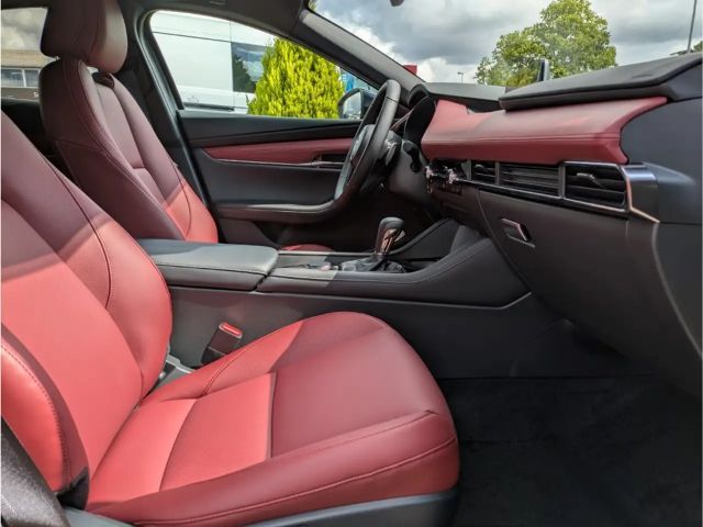 Mazda 3 SkyActiv Takumi e-Skyactiv