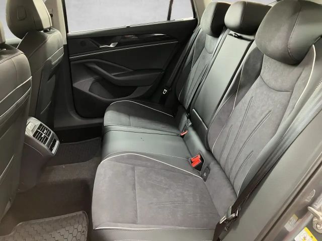 Volkswagen Passat 4Motion Business DSG Variant