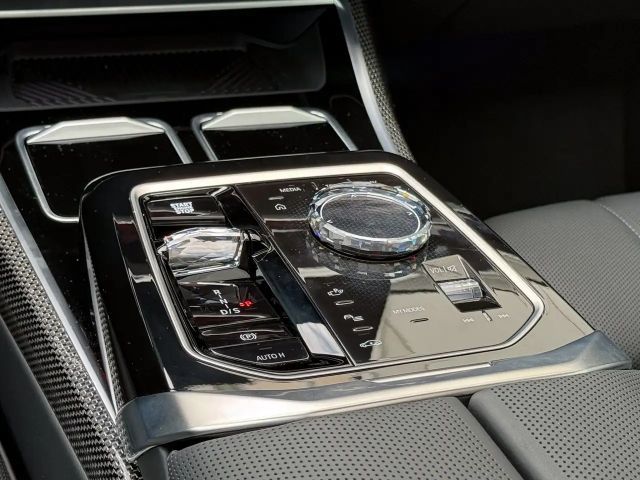 BMW 740 740d Sedan xDrive