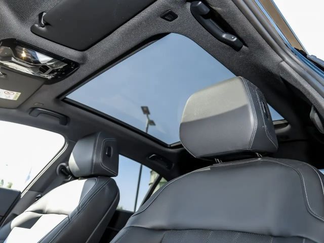 BMW 520 520i M-Sport Sedan