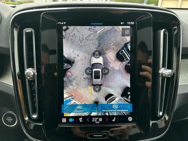 Volvo XC40 Dark Plus