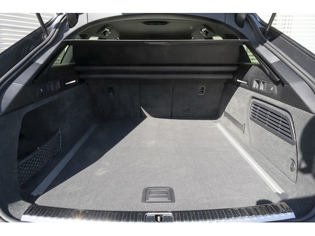 Audi A6 40 TDI Avant S-Line S-Tronic