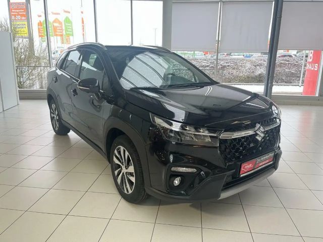 Suzuki S-Cross Hybrid