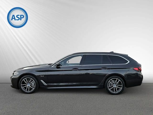 BMW 530 530e M-Sport Touring xDrive