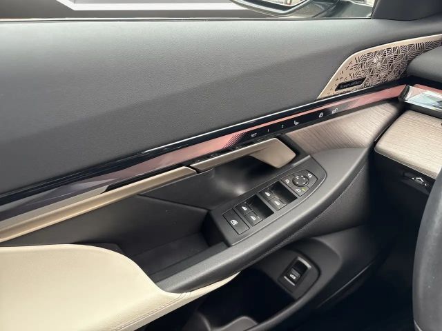 BMW i5 M-Sport Sedan eDrive40