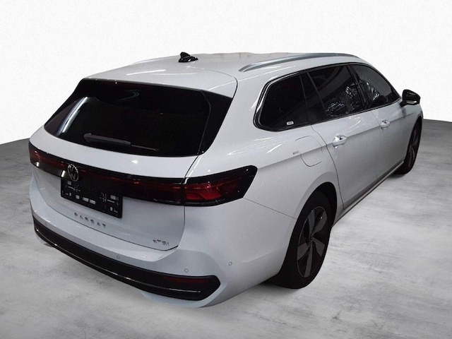 Volkswagen Passat 1.5 eTSI Business DSG Variant