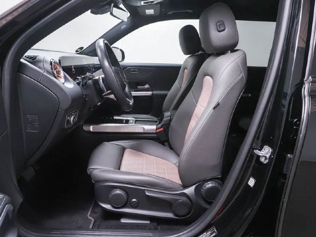 Mercedes-Benz EQB 300 4MATIC