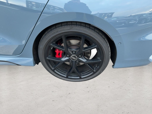 Audi RS3 Quattro S-Tronic Sedan