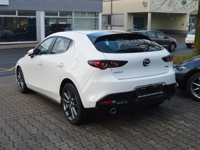 Mazda 3 Benzin 140PS 6GS Centre-Line Navi PDC SHZ