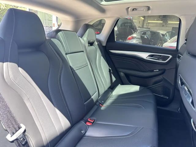 MG Marvel R Performance