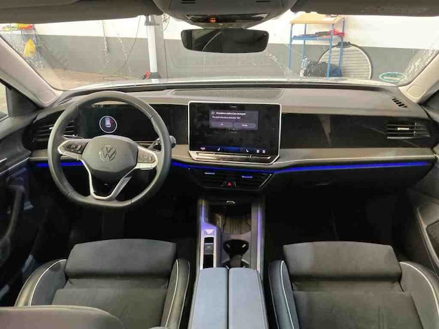 Volkswagen Passat 1.5 eTSI Business