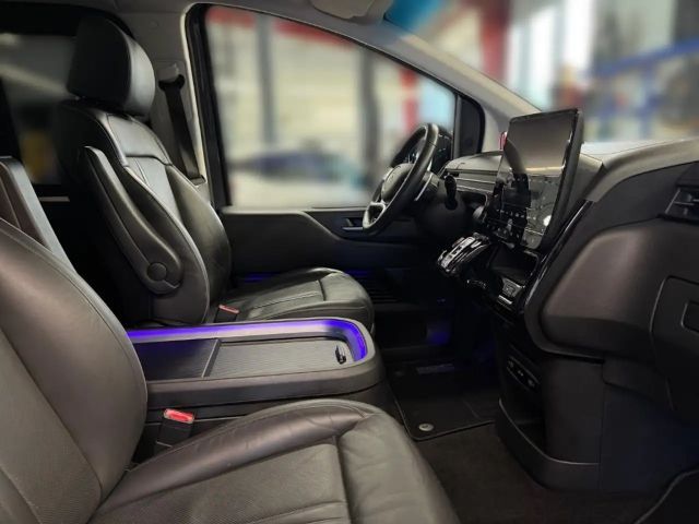 Hyundai Staria Signature Vierwielaandrijving