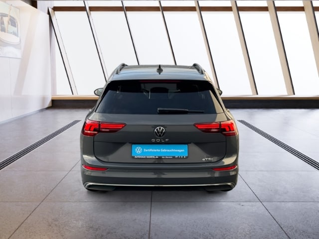 Volkswagen Golf 1.5 eTSI DSG Variant