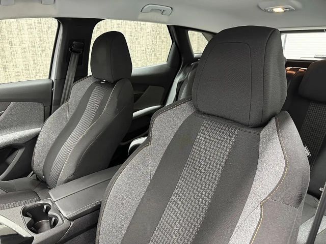 Peugeot 3008 Active Pack EAT8 PureTech