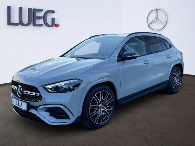Mercedes-Benz GLA 200 AMG Line