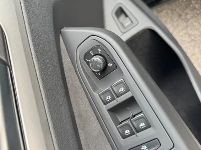 Volkswagen Golf Business DSG Variant