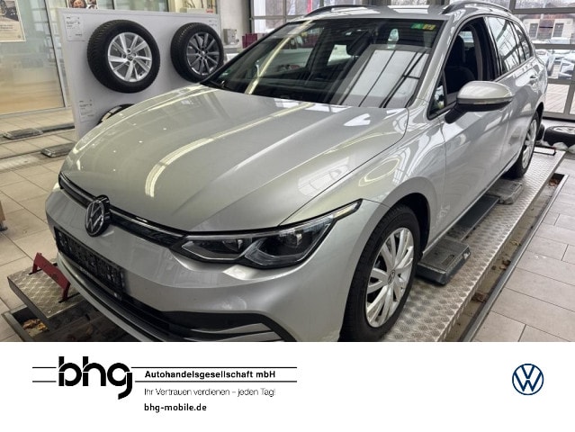 Volkswagen Golf 1.5 eTSI DSG Life Variant