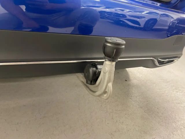 Mercedes-Benz B 200 Progressive Sedan