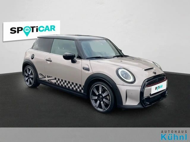 MINI Cooper S 3-türig Classic Trim/Autom./NAVI/LED/SD