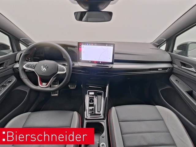 Volkswagen Golf 2.0 TSI