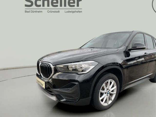 BMW X1 Advantage pakket sDrive18i