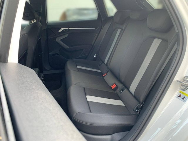 Audi A3 30 TFSI S-Tronic Sportback