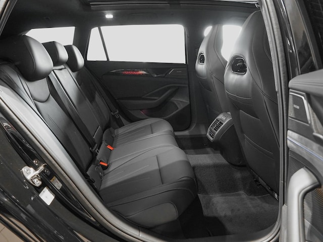 Volkswagen Passat 4Motion DSG R-Line