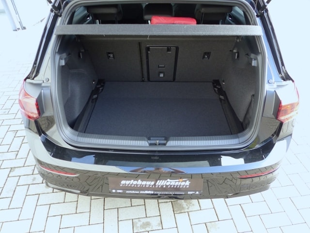 Volkswagen Golf 1.5 eTSI DSG