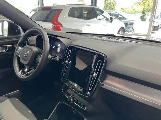 Volvo XC40 Dark Plus