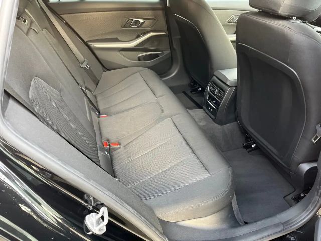 BMW 318 318i Touring