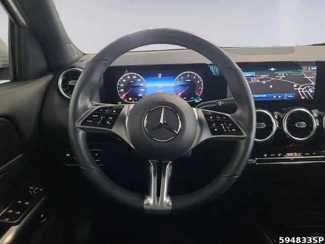 Mercedes-Benz GLA 180 Progressive