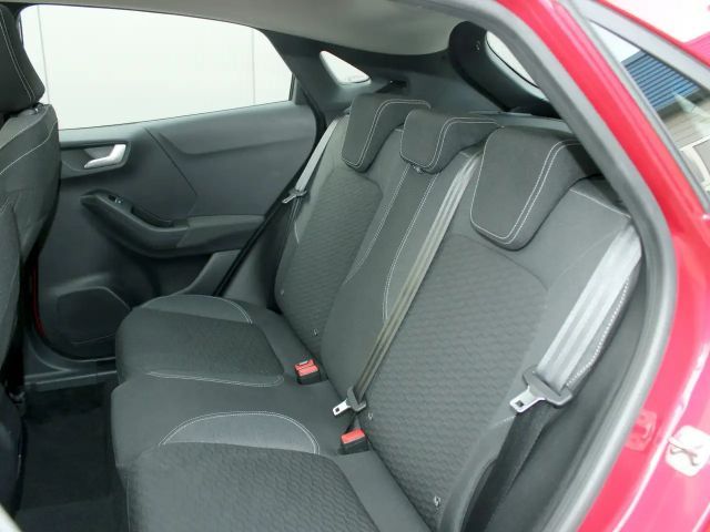 Ford Puma EcoBoost Titanium