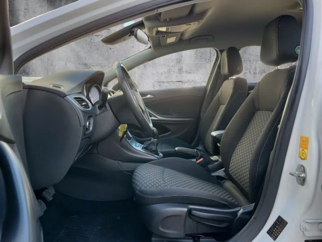 Opel Astra Sports Tourer