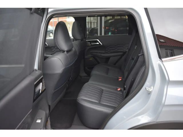 Mitsubishi Outlander 4WD PHEV