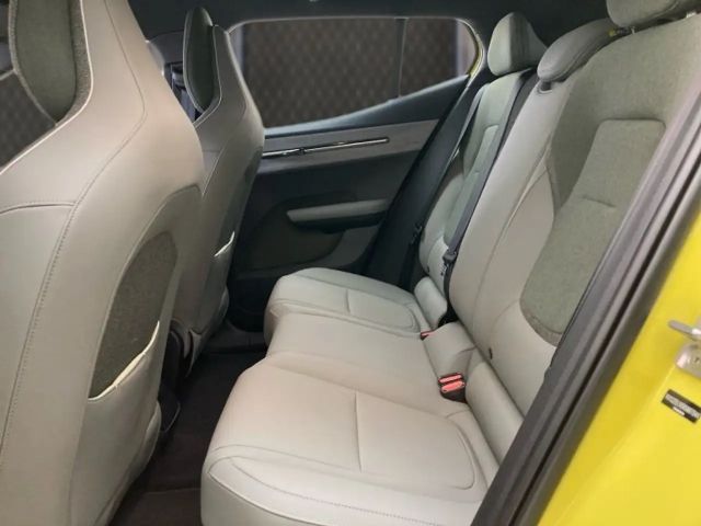 Volvo EX30 Extended range Plus Single motor