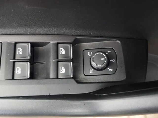 Volkswagen T-Cross 1.0 TSI DSG R-Line