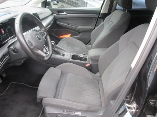 Volkswagen Golf 1.5 TSI IQ.Drive Style