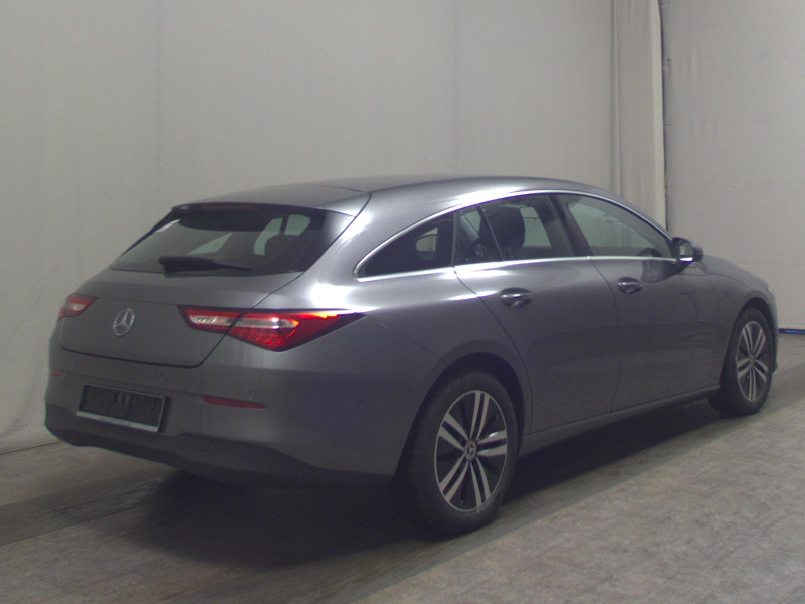 Mercedes-Benz CLA 200 CLA 200 d Shooting Brake