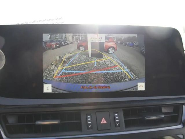 Lexus ES Business Line