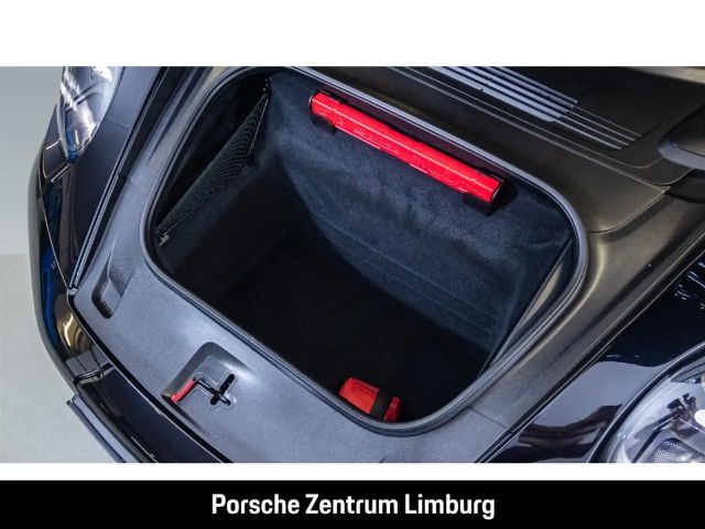 Porsche 992 Cabrio Carrera GTS